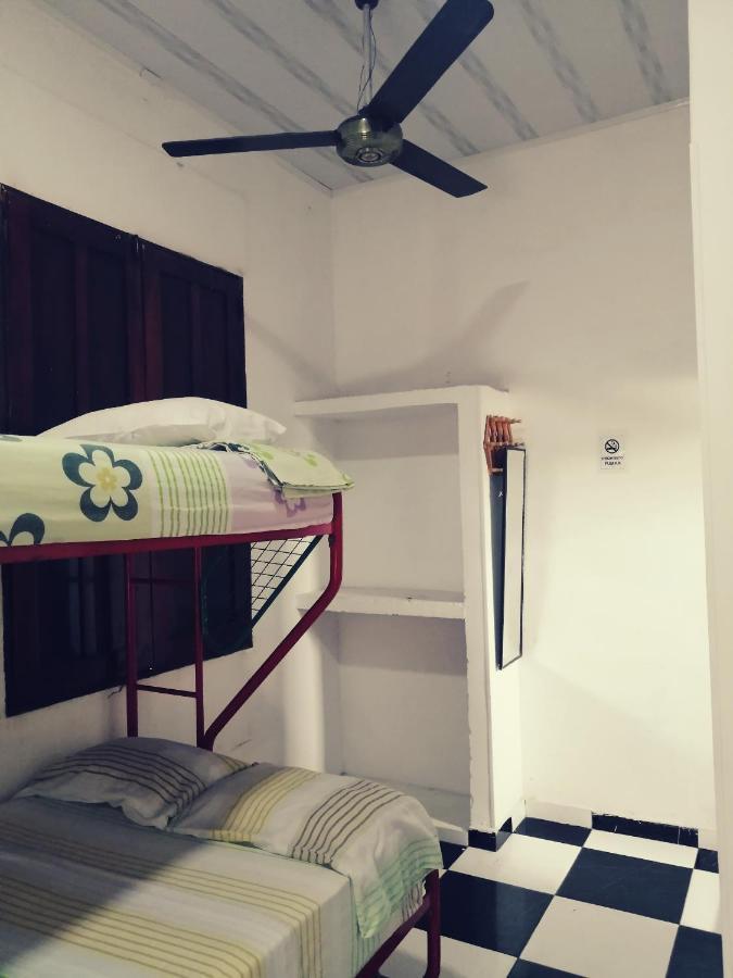 Hostal Maranatha Санта-Марта Екстер'єр фото