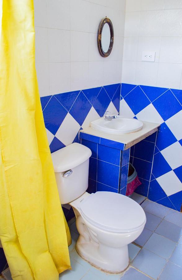 Hostal Maranatha Санта-Марта Екстер'єр фото